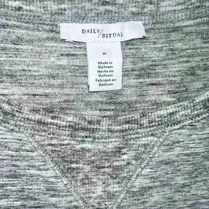 DAILY RITUAL size medium, casual, short sleeve dress, like new condition